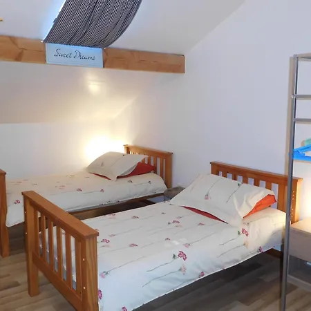 Rural With Private Pool Semesterbostad